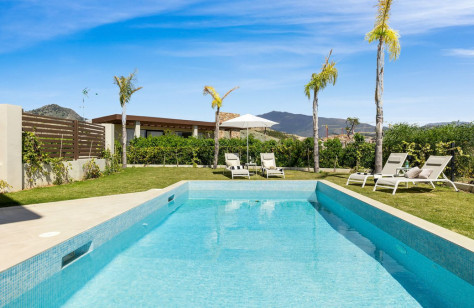 Stunning Sea Views